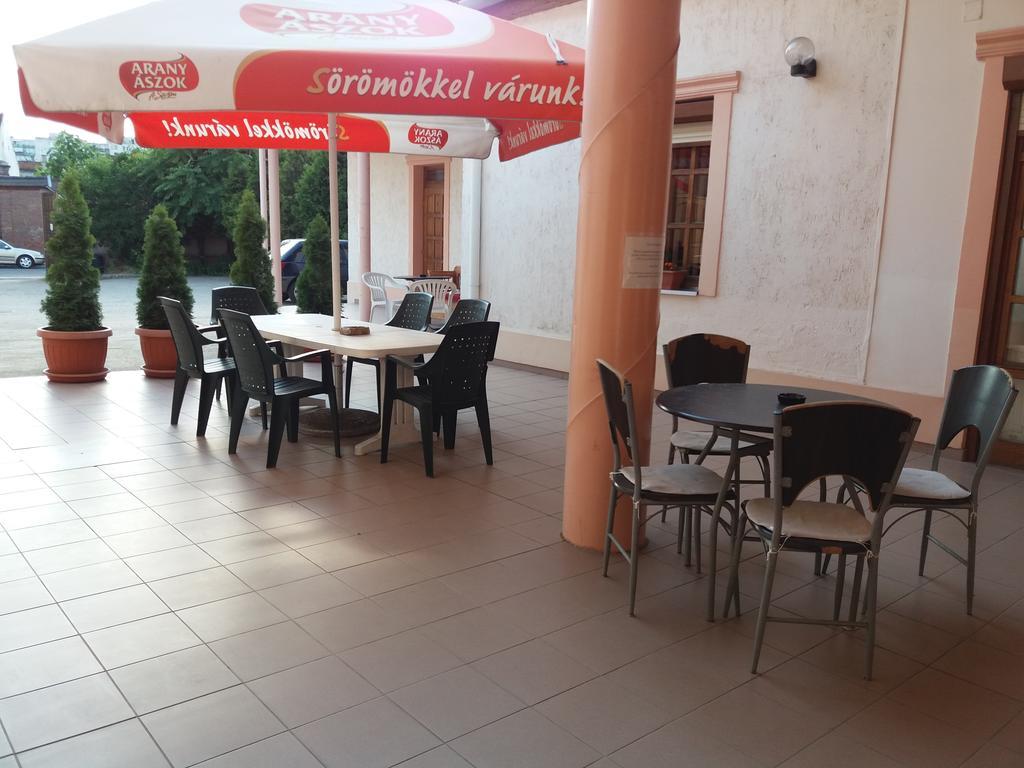 Rákóczi panzió Debrecen Exterior foto