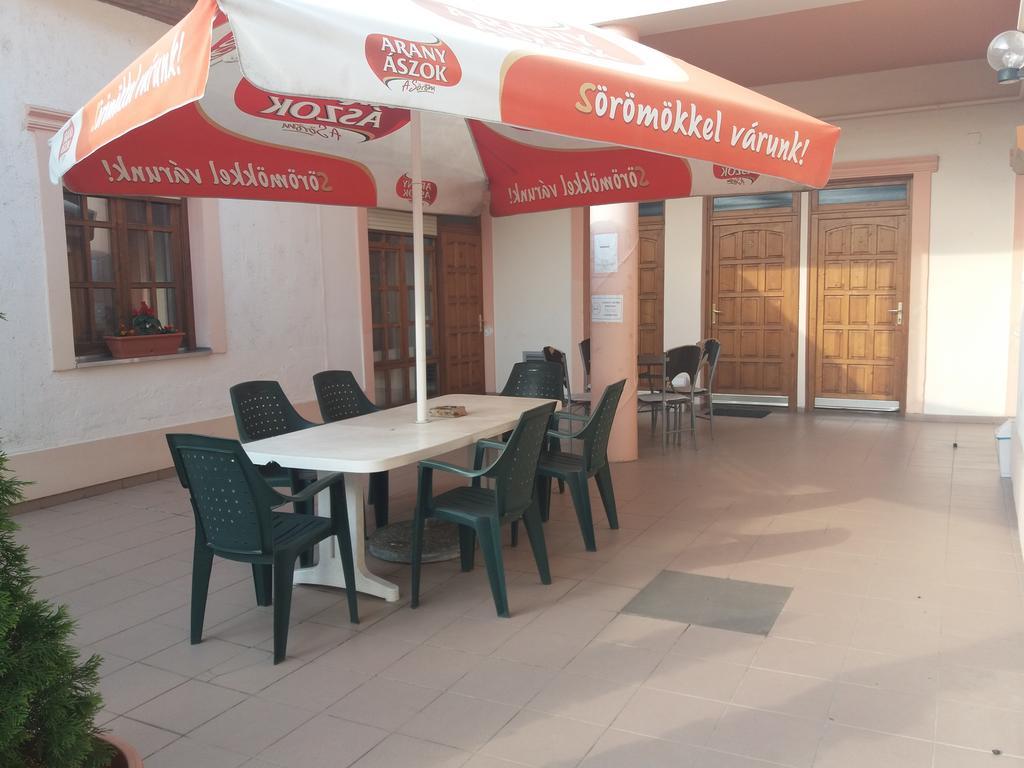 Rákóczi panzió Debrecen Exterior foto