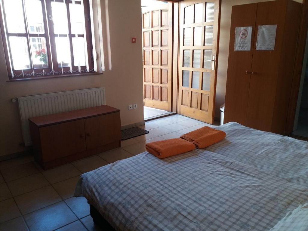 Rákóczi panzió Debrecen Exterior foto
